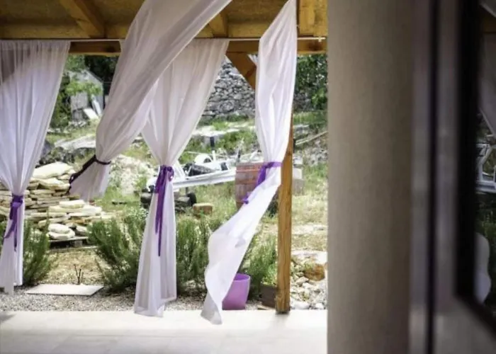 Appartement In Near Krka River And Beaches *